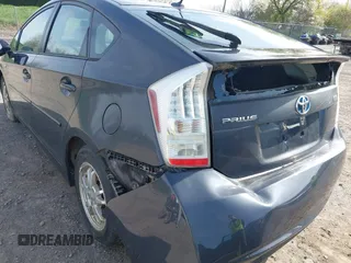 2010 Toyota Prius II with VIN JTDKN3DU4A5020426, listed as a IAAI auction lot 42142743 with 246,372 mi miles. Bid and sale history available at carsss.com. Image 6.