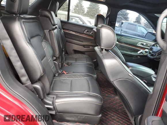 2017 Ford Explorer Platinum z VIN 1FM5K8HT3HGA14034, wystawiony jako Copart lot #45879575 z przebiegiem 100 996 mil mil oraz Nie do naprawy • Non repairable. Historia ofert i sprzedaży dostępna na DreamBid. Obrazek 11.