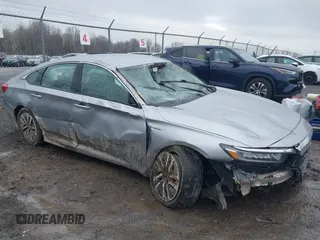 2019 Honda Accord с VIN 1HGCV3F12KA009961, выставлен на аукционе IAAI как лот 42007933 с пробегом 123 402 миль миль и . История ставок и продаж доступна на DreamBid. Изображение 1.
