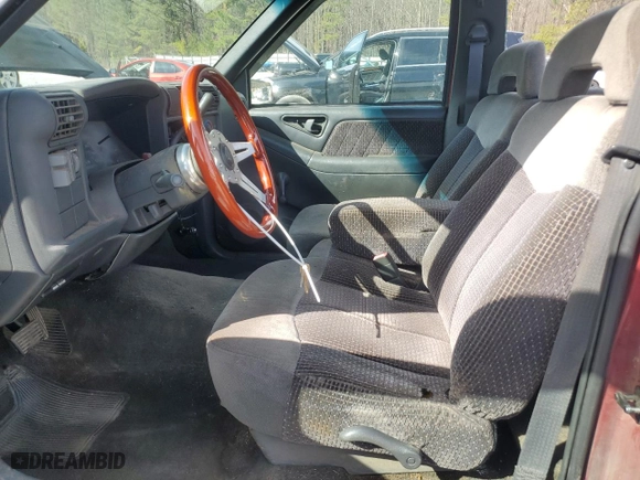 1997 GMC Sonoma SLS with VIN 1GTCS14X8VK507860, listed as a Copart auction lot 45328845 with 243,382 mi miles and Salvage Title. Bid and sale history available at carsss.com. Image 7.