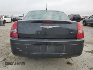 2008 Chrysler 300 LX with VIN 2C3LA43R48H217462, listed as a Copart auction lot 49868135 with 113,947 mi miles and Clean Title. Bid and sale history available at carsss.com. Image 6.