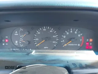 1991 Nissan Stanza GXE z VIN JN1FU21P3MT324864, wystawiony jako IAAI lot #41867603 z przebiegiem 173 678 mil mil oraz . Historia ofert i sprzedaży dostępna na DreamBid. Obrazek 7.