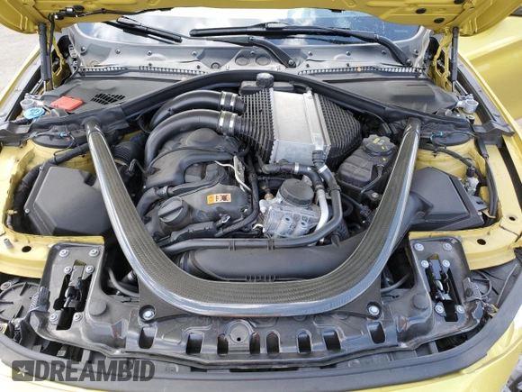 2017 BMW M4 z VIN WBS3R9C50HK709115, wystawiony jako Copart lot #54594635 z przebiegiem 84 216 mil mil oraz Szkoda całkowita • Salvage title. Historia ofert i sprzedaży dostępna na DreamBid. Obrazek 11.