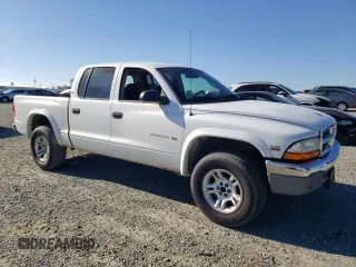 2001 Dodge Dakota Sport with VIN 1B7GG2AN61S160471, listed as a Copart auction lot 88824105 with 199,697 mi miles and Clean Title. Bid and sale history available at carsss.com. Image 4.