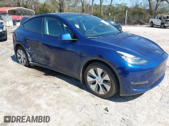2021 Tesla Model Y Long Range with VIN 5YJYGAEE1MF207948, listed as a IAAI auction lot 41779570 with 100,859 mi miles. Bid and sale history available at carsss.com. Image 1.