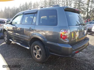 2008 Honda Pilot EX-L with VIN 5FNYF18738B026307, listed as a IAAI auction lot 41435086 with 197,695 mi miles. Bid and sale history available at carsss.com. Image 3.