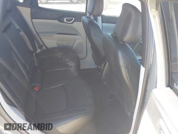 2024 Jeep Compass Latitude with VIN 3C4NJDBN5RT586715, listed as a IAAI auction lot 41840320 with 5,636 mi miles and . Bid and sale history available at DreamBid. Image 8.
