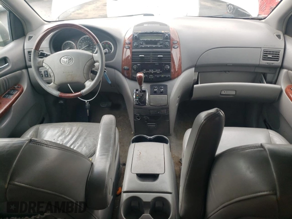 2005 Toyota Sienna XLE with VIN 5TDBA22CX5S034301, listed as a Copart auction lot 59058215 with 208,406 mi miles and Clean title. Bid and sale history available at DreamBid. Image 8.