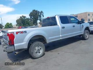2019 Ford F-250 XL with VIN 1FT7W2B62KEC89768, listed as a IAAI auction lot 42512749 with 49,500 mi miles and . Bid and sale history available at DreamBid. Image 4.