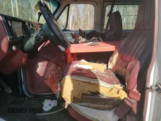 1995 Chevrolet Chevy Van z VIN 1GCEG25Z1SF202088, wystawiony jako Copart lot #44373315 z przebiegiem 184 821 mil mil oraz Szkoda całkowita • Salvage title. Historia ofert i sprzedaży dostępna na DreamBid. Obrazek 7.