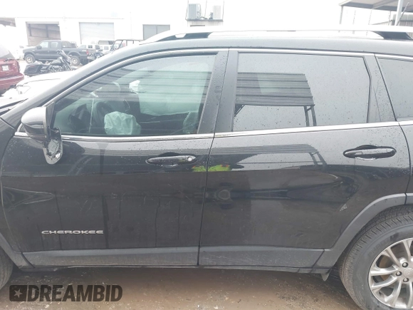 2020 Jeep Cherokee Altitude with VIN 1C4PJLLB7LD541635, listed as a IAAI auction lot 41892489 with 78,424 mi miles. Bid and sale history available at carsss.com. Image 14.