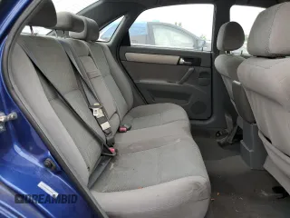 2008 Suzuki Forenza z VIN KL5JD56Z08K763069, wystawiony jako Copart lot #64937654 z przebiegiem 94 659 mil mil oraz Szkody całkowita. Historia ofert i sprzedaży dostępna na DreamBid. Obrazek 10.