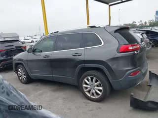2017 Jeep Cherokee Limited z VIN 1C4PJLDB1HW607171, wystawiony jako IAAI lot #42489677 z przebiegiem 78 731 mil mil oraz . Historia ofert i sprzedaży dostępna na DreamBid. Obrazek 14.