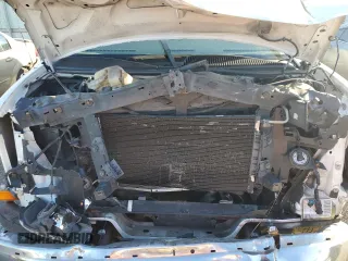2008 Chevrolet Express Passenger с VIN 1GAHG39K681197341, выставлен на аукционе Copart как лот 76667264 с пробегом 229 083 миль миль и Списание • Salvage title. История ставок и продаж доступна на DreamBid. Изображение 12.