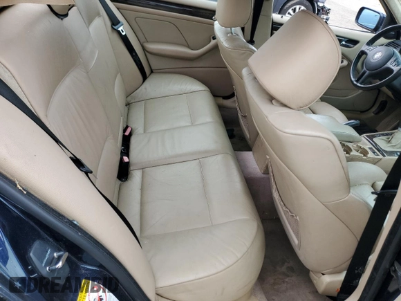 2001 BMW 3 Series 325i with VIN WBAAV33411EE25544, listed as a Copart auction lot 46291345 with 0 mi miles and Salvage Title. Bid and sale history available at carsss.com. Image 11.