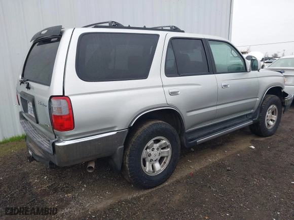 1999 Toyota 4Runner SR5 with VIN JT3HN86RXX0232435, listed as a IAAI auction lot 41473618 with 267,054 mi miles. Bid and sale history available at carsss.com. Image 4.