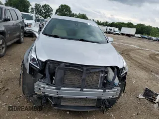 2018 Cadillac XT5 FWD z VIN 1GYKNARS0JZ110512, wystawiony jako Copart lot #64165275 z przebiegiem 98 504 mil mil oraz Czysty tytuł • Clean title. Historia ofert i sprzedaży dostępna na DreamBid. Obrazek 5.