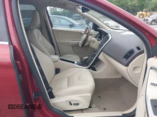 2013 Volvo XC60 3.2L with VIN YV4952DL4D2427004, listed as a IAAI auction lot 42152402 with 154,428 mi miles and . Bid and sale history available at DreamBid. Image 5.