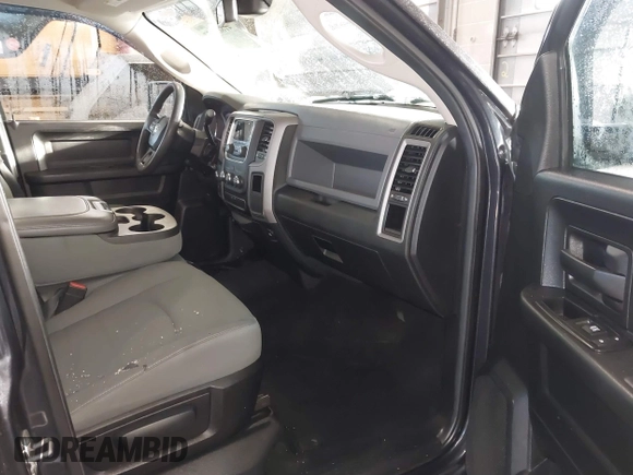 2014 Ram 1500 Express z VIN 1C6RR7KT7ES178021, wystawiony jako IAAI lot #41866157 z przebiegiem 74 301 mil mil oraz . Historia ofert i sprzedaży dostępna na DreamBid. Obrazek 5.