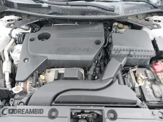 2016 Nissan Altima SR with VIN 1N4AL3AP4GC258657, listed as a IAAI auction lot 41975494 with 99,666 mi miles and . Bid and sale history available at carsss.com. Image 10.