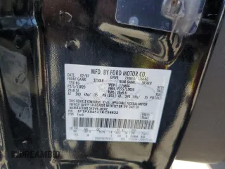 2007 Ford F-150 XLT z VIN 1FTPX045X7KC54622, wystawiony jako Copart lot #72048374 z przebiegiem 20 239 mil mil oraz Szkoda całkowita • Salvage title. Historia ofert i sprzedaży dostępna na DreamBid. Obrazek 12.