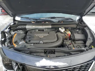 2022 Cadillac XT4 AWD Premium Luxury with VIN 1GYFZDR42NF140322, listed as a Copart auction lot 89084545 with 32,440 mi miles and Salvage Title. Bid and sale history available at carsss.com. Image 12.