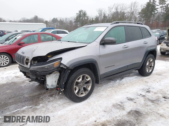 2019 Jeep Cherokee Trailhawk z VIN 1C4PJMBX2KD298169, wystawiony jako IAAI lot #41412123 z przebiegiem 63 214 mil mil oraz . Historia ofert i sprzedaży dostępna na DreamBid. Obrazek 17.