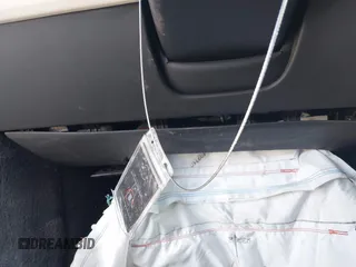 2022 Tesla Model S z VIN 5YJSA1E56NF490064, wystawiony jako IAAI lot #41858477 z przebiegiem Nie podano mil oraz . Historia ofert i sprzedaży dostępna na DreamBid. Obrazek 11.