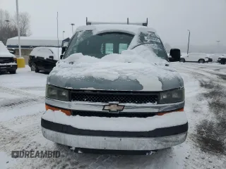 2004 Chevrolet Express Cargo with VIN 1GCHG35U341136344, listed as a Copart auction lot 42005825 with 60,337 mi miles and Clean Title. Bid and sale history available at DreamBid. Image 5.