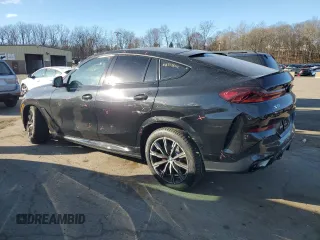 2025 BMW X6 xDrive40i with VIN 5UX33EX04S9Y40724, listed as a Copart auction lot 88339845 with 608 mi miles and Non Repairable. Bid and sale history available at carsss.com. Image 2.