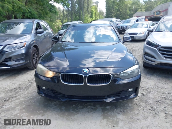 2013 BMW 3 Series 328i xDrive with VIN WBA3B5G53DNS03606, listed as a IAAI auction lot 42210078 with 223,056 mi miles and . Bid and sale history available at DreamBid. Image 12.