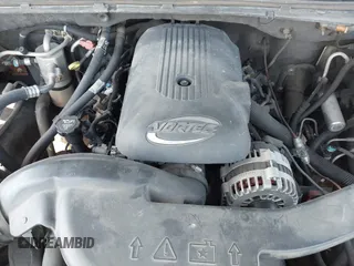 2004 Chevrolet Tahoe LS with VIN 1GNEC13ZX4R235320, listed as a IAAI auction lot 42262713 with 249,011 mi miles and . Bid and sale history available at DreamBid. Image 10.