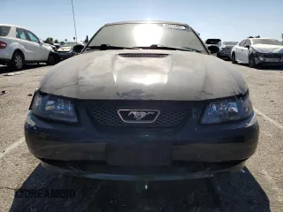 2001 Ford Mustang Standard with VIN 1FAFP40481F174144, listed as a Copart auction lot 64373485 with 122,481 mi miles and Clean title. Bid and sale history available at DreamBid. Image 5.