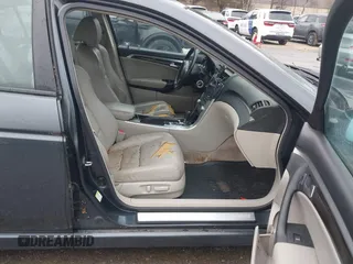 2007 Acura TL with VIN 19UUA66277A039068, listed as a IAAI auction lot 41990963 with 205,277 mi miles. Bid and sale history available at carsss.com. Image 5.