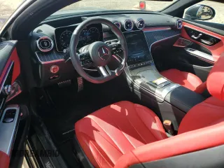 2024 Mercedes-Benz CLE 300 z VIN W1KMJ4HBXRF009607, wystawiony jako Copart lot #49738985 z przebiegiem 7 557 mil mil oraz Szkoda całkowita • Salvage title. Historia ofert i sprzedaży dostępna na DreamBid. Obrazek 8.