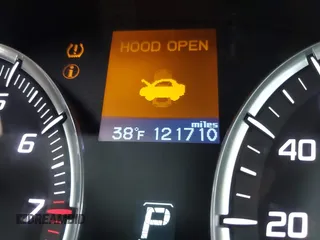 2015 Acura TLX with VIN 19UUB1F3XFA006489, listed as a IAAI auction lot 41352507 with 121,710 mi miles. Bid and sale history available at carsss.com. Image 15.