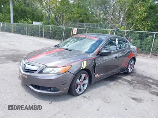 2013 Acura ILX Technology with VIN 19VDE1F70DE002429, listed as a IAAI auction lot 41921425 with 180,579 mi miles and . Bid and sale history available at DreamBid. Image 2.