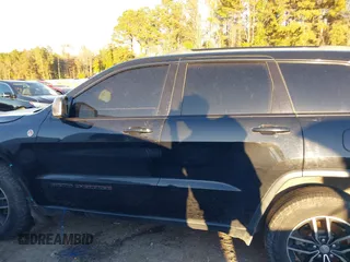 2018 Jeep Grand Cherokee Trailhawk with VIN 1C4RJFLT2JC349450, listed as a IAAI auction lot 40848526 with 139,326 mi miles and . Bid and sale history available at DreamBid. Image 15.
