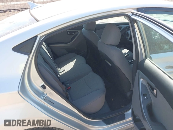 2015 Hyundai Elantra SE с VIN 5NPDH4AE3FH547495, выставлен на аукционе IAAI как лот 41796791 с пробегом 24 035 миль миль и . История ставок и продаж доступна на DreamBid. Изображение 8.