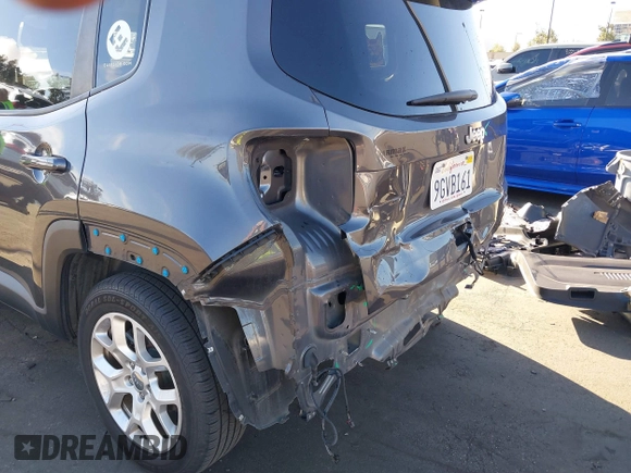 2018 Jeep Renegade Latitude with VIN ZACCJABB4JPJ03560, listed as a IAAI auction lot 41776537 with 72,504 mi miles and . Bid and sale history available at DreamBid. Image 18.