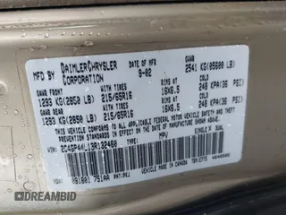 2003 Chrysler Town & Country LX z VIN 2C4GP44L13R132460, wystawiony jako IAAI lot #42467139 z przebiegiem 229 293 mil mil oraz . Historia ofert i sprzedaży dostępna na DreamBid. Obrazek 9.