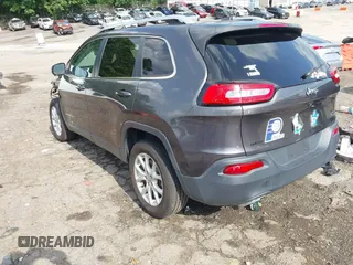 2016 Jeep Cherokee Latitude with VIN 1C4PJLCS1GW257539, listed as a IAAI auction lot 42445331 with 55,879 mi miles and . Bid and sale history available at DreamBid. Image 3.