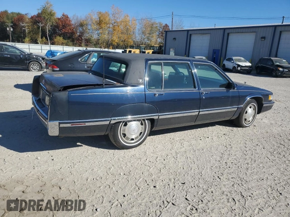 1992 Cadillac Fleetwood z VIN 1G6CB53B4N4301200, wystawiony jako Copart lot #71384554 z przebiegiem 115 430 mil mil oraz Tytuł czysty. Historia ofert i sprzedaży dostępna na DreamBid. Obrazek 3.