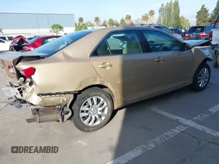 2012 Toyota Camry L z VIN 4T1BF1FKXCU035370, wystawiony jako IAAI lot #42073640 z przebiegiem 145 335 mil mil oraz . Historia ofert i sprzedaży dostępna na DreamBid. Obrazek 4.