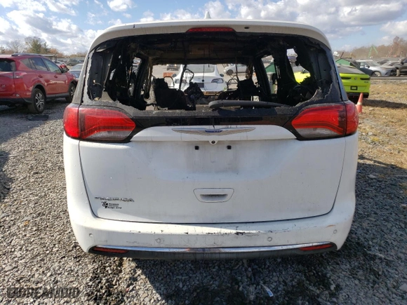 2018 Chrysler Pacifica Touring L with VIN 2C4RC1BG7JR229040, listed as a Copart auction lot 78947714 with 0 mi miles and Salvage Title. Bid and sale history available at carsss.com. Image 6.