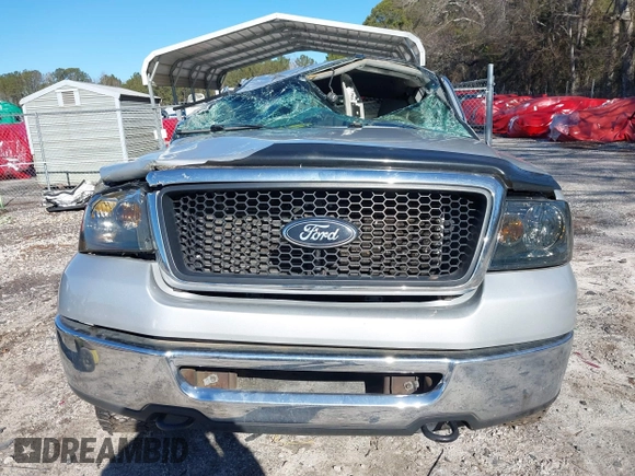 2007 Ford F-150 XLT with VIN 1FTPX14V87FA32806, listed as a IAAI auction lot 41618372 with 265,244 mi miles. Bid and sale history available at carsss.com. Image 12.