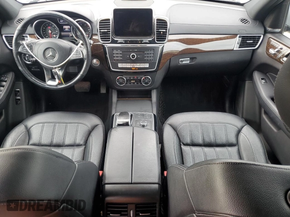 2017 Mercedes-Benz GLS 450 z VIN 4JGDF6EE2HA797022, wystawiony jako Copart lot #62583815 z przebiegiem 96 319 mil mil oraz Szkoda całkowita • Salvage title. Historia ofert i sprzedaży dostępna na DreamBid. Obrazek 8.