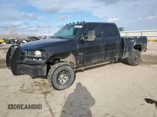 2005 GMC Sierra 2500HD SLT z VIN 1GTHK23205F964169, wystawiony jako Copart lot #42234625 z przebiegiem 304 832 mil mil oraz Szkoda całkowita • Salvage title. Historia ofert i sprzedaży dostępna na DreamBid. Obrazek 1.