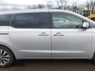 2016 Kia Sedona EX with VIN KNDMC5C13G6156874, listed as a IAAI auction lot 41458155 with 108,241 mi miles. Bid and sale history available at carsss.com. Image 14.