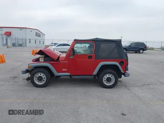 1998 Jeep Wrangler SE with VIN 1J4FY29PXWP785510, listed as a IAAI auction lot 41998116 with 92,390 mi miles and . Bid and sale history available at DreamBid. Image 14.